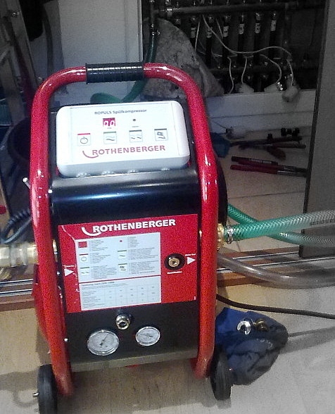 KURKÖY'DE TESİSATÇİ Petek Temizligi